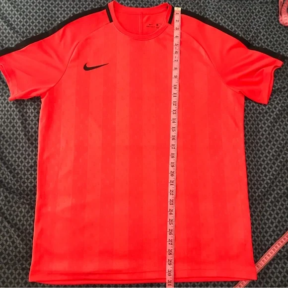 Nike Dri fit Soccer Training Shirt All Over Swoosh Nike Logo - Picture 6 of 9